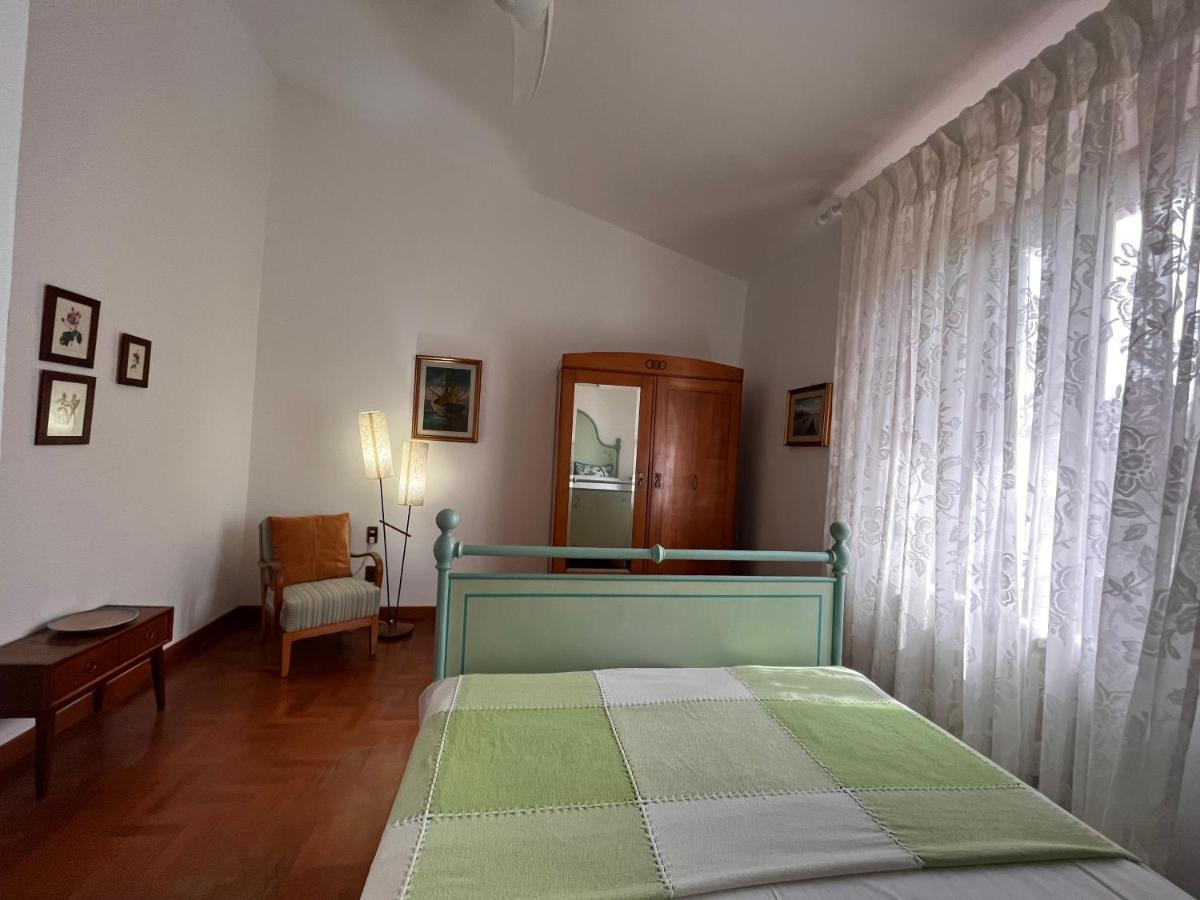Casa Del Pino Bed & Breakfast Borgo a Buggiano Exterior photo