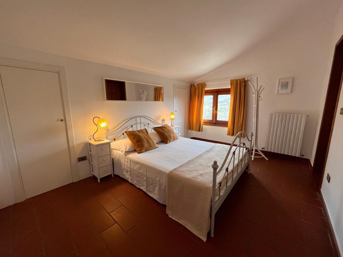 Casa Del Pino Bed & Breakfast Borgo a Buggiano Exterior photo
