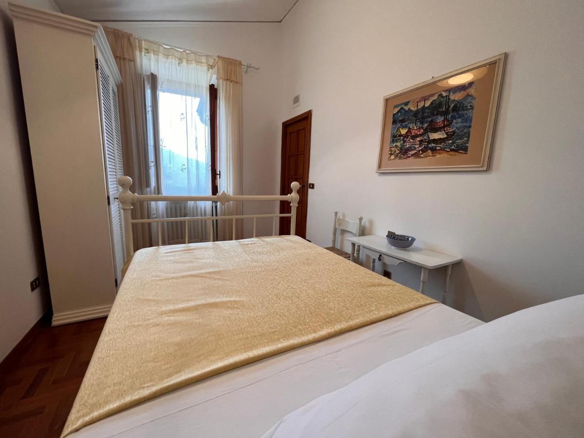 Casa Del Pino Bed & Breakfast Borgo a Buggiano Exterior photo
