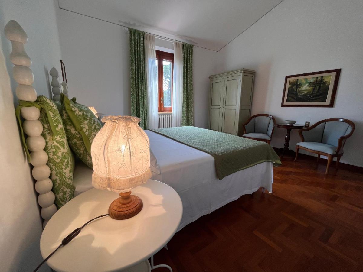 Casa Del Pino Bed & Breakfast Borgo a Buggiano Exterior photo