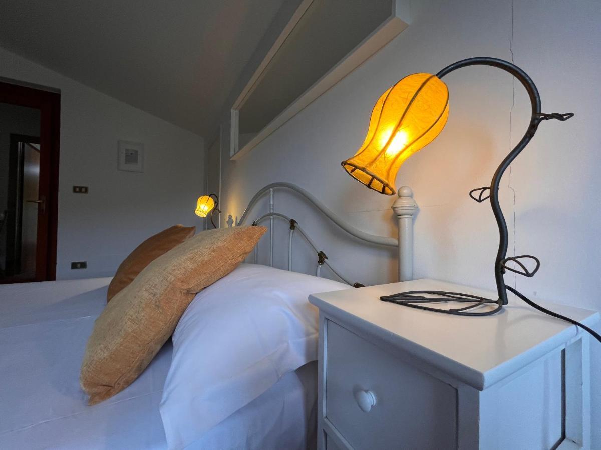Casa Del Pino Bed & Breakfast Borgo a Buggiano Exterior photo